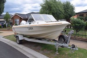 Swiftcraft Viking Fish Ski Boat