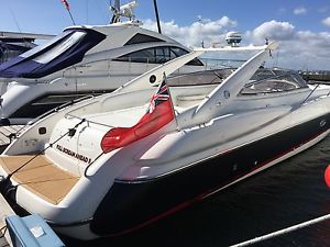 Sunseeker 48 Superhawk / Triple Diesels KAD42's / Great performance & Style !!