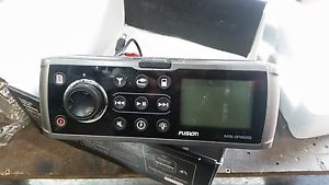 fusion marine stereo MS-IP600