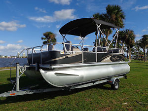 2013 SUNCHASER 818 FISH