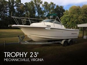 2005 Trophy Pro 2352 Walkaround