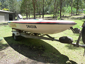 Vandal 17foot  runabout/ski boat 150hp Mercury and trailer. No reserve.