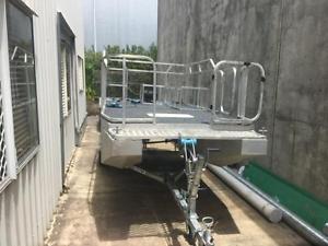 Pontoon Boat