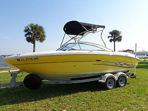 2004 Sea Ray 220