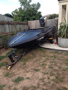 14 foot Speed boat with 110Hp motor.