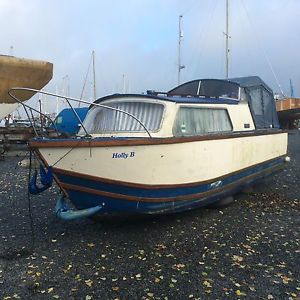 23ft Dawncraft Canal Cabin Crusier easy project