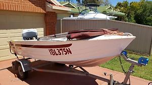 Quintrex Dart 3.75 2004 runabout with 15HP Mercury 2 Stroke  and Redco trailer