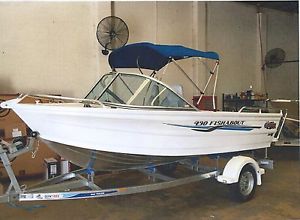 2015 Quintrex 430 Fishabout - Less an 10 hours use - like new!