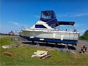 1973 Chris Craft 31 Commander
