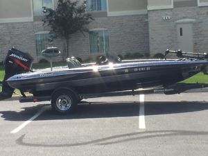 2004 Triton Tr186