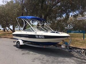 2004 Bayliner Capri Bowrider 185