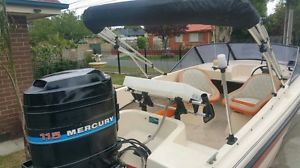 Boat 16ft Mustang Powerful 115hp Mercury Outboard Engine