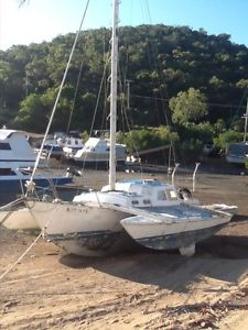Hartley 28' 6" Trimaran - Free Accommodation in the Whitsundays