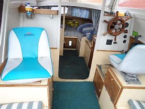 BARGAIN CABIN CRUISER 6.4 M OVERNIGHT SLEEP AS NEW 40 HP HONDA 4 STROKE.