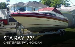 1987 Sea Ray SRV230 Weekender