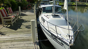 motor sailer