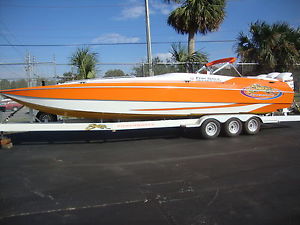 1989 DOUGLAS MARINE SKATER 32 CATAMARAN