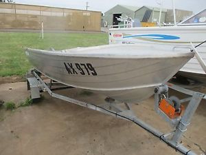aluminium 3.7 tinny hull and trailer only