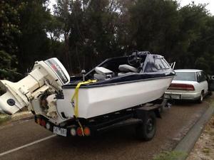 1990 VOLERO Half Cabin