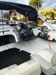 Runabout Boat Aluminium 15ft Evinrude E-TEC 40 Hp Fishing Boat