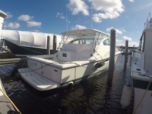 2002 Pursuit 38 Express