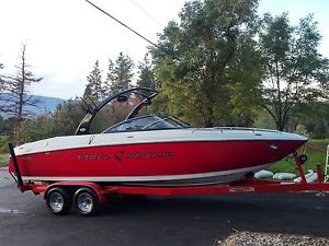 Malibu Wakesetter 25 LSV