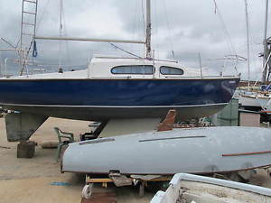 Robert Ives 4 - 21 Sailing Yacht