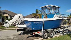1991 DONZI F23, 24' Cuddy Cabin Fishing Boat 225 Evinrude