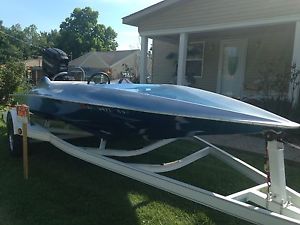 1987 Hydrostream Vector