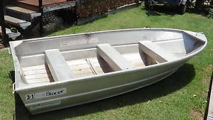 ALUMINIUM TINNY CAR TOPPER STACER 3.1 MTR LIGHT WEIGHT