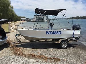 4.9m alum plate hull, Yamaha F60 4 stroke only 170hrs !! nothing more to do/buy