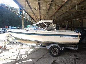 17ft Cruisecraft Bowrider ,NO Motor,Solid Hull,Bayliner Trailer