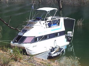 Aluminium Trailable houseboat Like caravan mobile home a must see WATCH VIDEOS