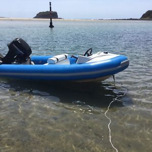 Boat fibreglass inflatable Aurora  RIB    zodiac 30hp mercury