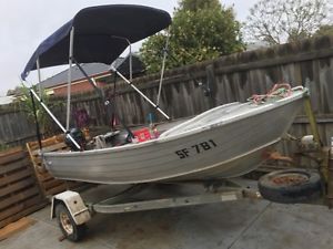 Aluminium tinny boat 3.7m Maxus motor