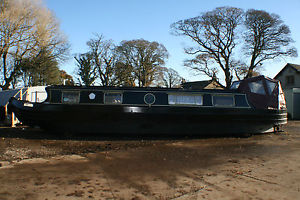 Narrowboat 47ft Dartline cruiser stern