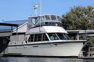 1976 Hatteras 38