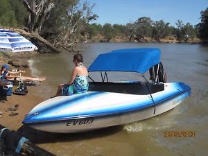 Salem SSB620 Ski Boat