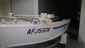 Brooker 410 Fisherman - Boat & Trailer