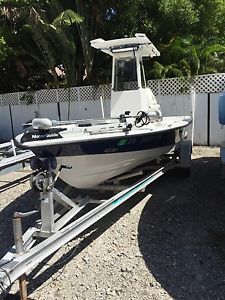 2001 Pathfinder 2200 V