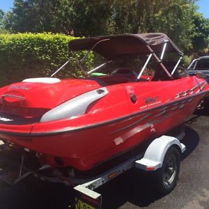 Jet Boat 240hp