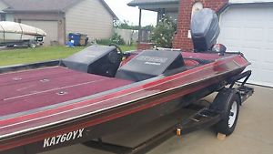 1989 Gambler bass boat