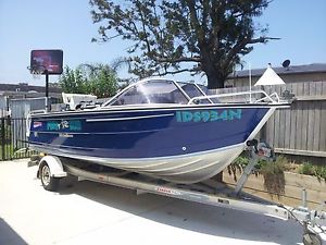 2009 5.39m Stacer 90hp Suzuki motor