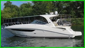 Like new 2016 Sea Ray 370  Cruiser, yacht, cuddy, house boat