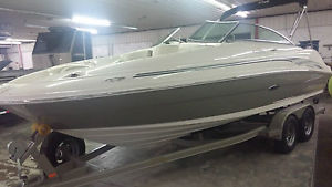 2005 SEA RAY SUN DECK 220