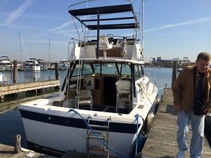 1980 Chris Craft 310 Catalina Express