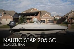 2011 Nautic Star 205 SC