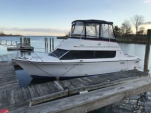 1973 pacemaker 32 flybridge