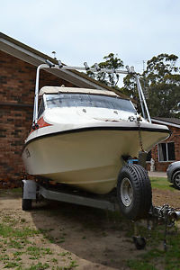 4.8m SEA FARER BOAT TOP COND.READY TO FISH