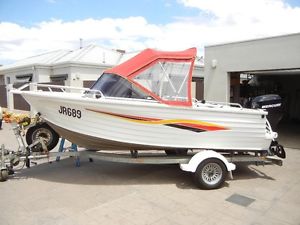 QUINTREX ALUMINIUM COAST RUNNER 4.6 FISHING BOAT